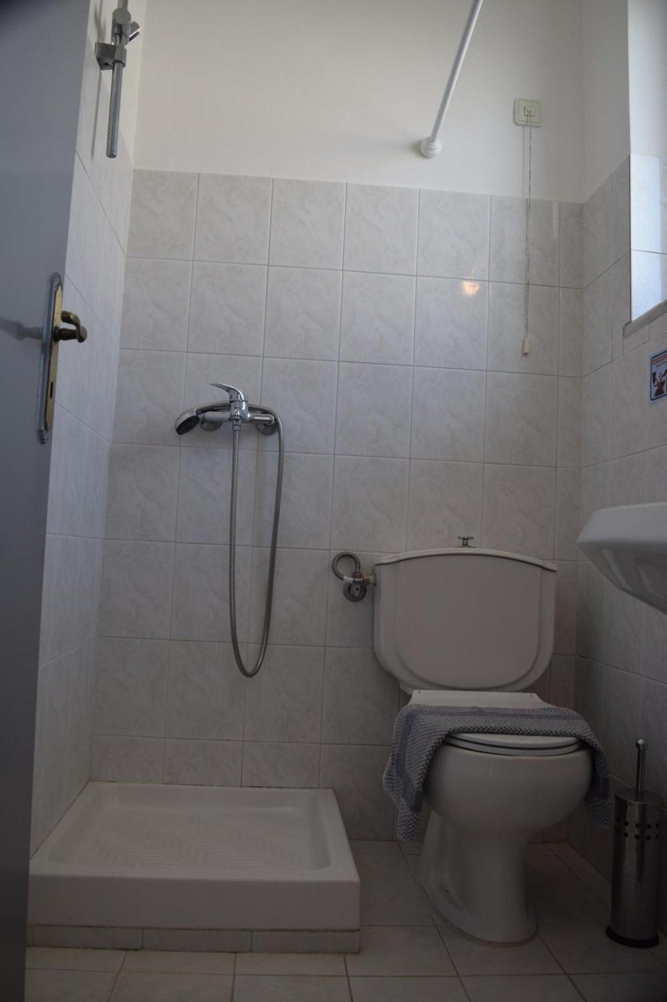 Lefteris Apartments In Ialysos  Bagian luar foto